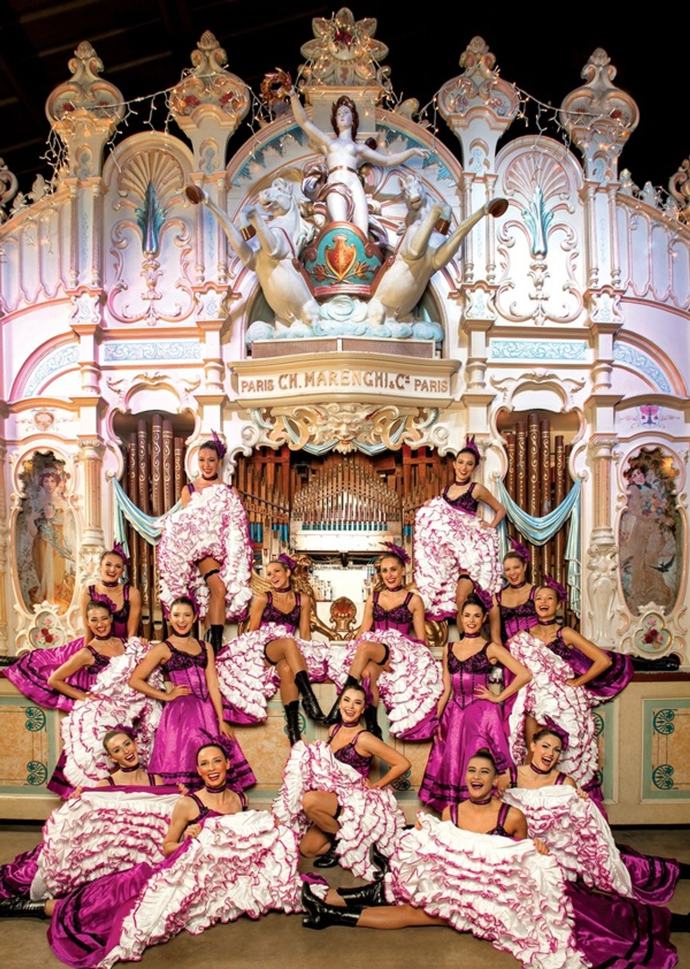 Photo Flash: First Look at Thursford Christmas Spectacular 2018 Photo Flash: First Look at Thursford Christmas Spectacular 2018 Image