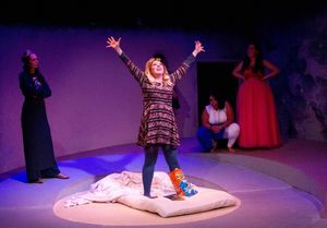 Cat Chengery, Kirsten Vangsness, Tamara Perry and Hiwa Chow Elms @ BroadwayWorld Cat Chengery, Kirsten Vangsness, Tamara Perry and Hiwa Chow Elms Photo