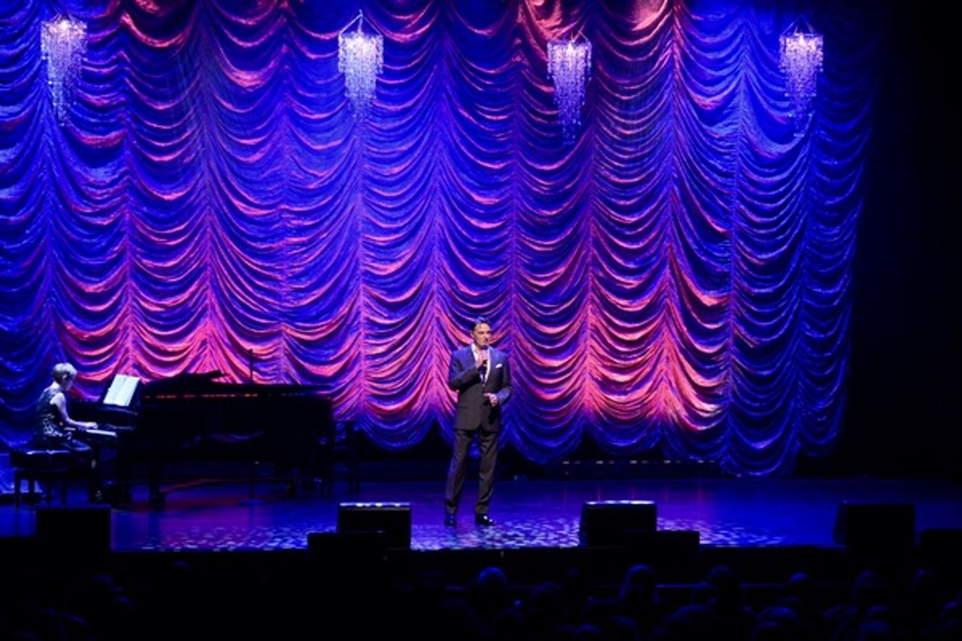 Photo Coverage: Patchogue Theatre Presents BROADWAY MEMORIES  Image