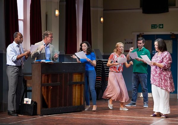 Mary Stockley and Steven Pacey Photo