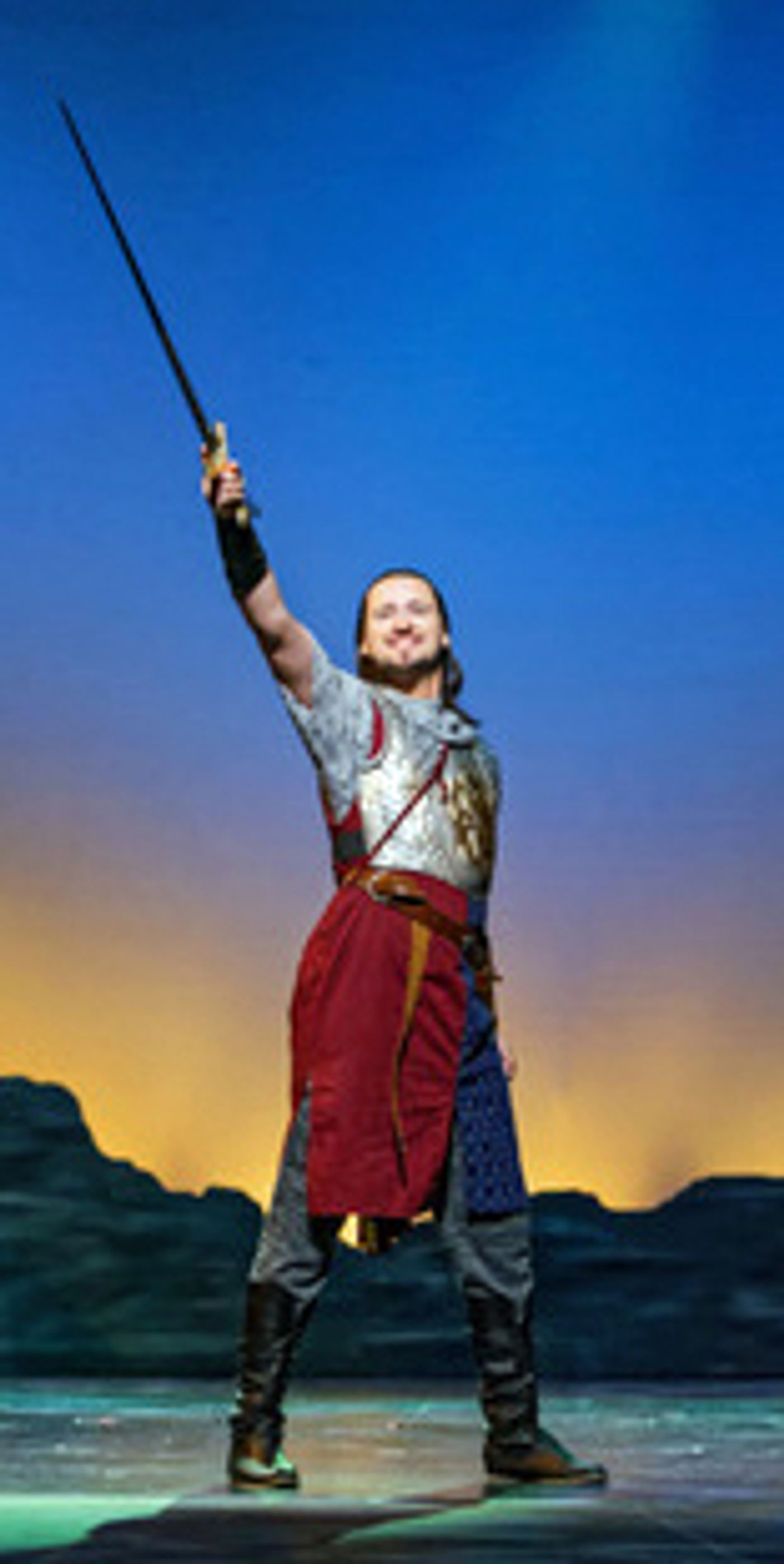 Review: CAMELOT at White Theatre  Image