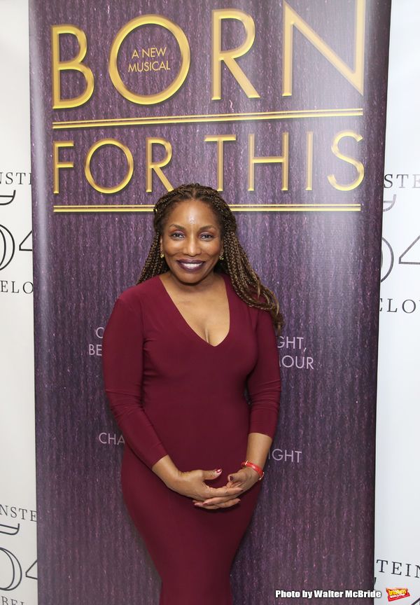Stephanie Mills  Photo