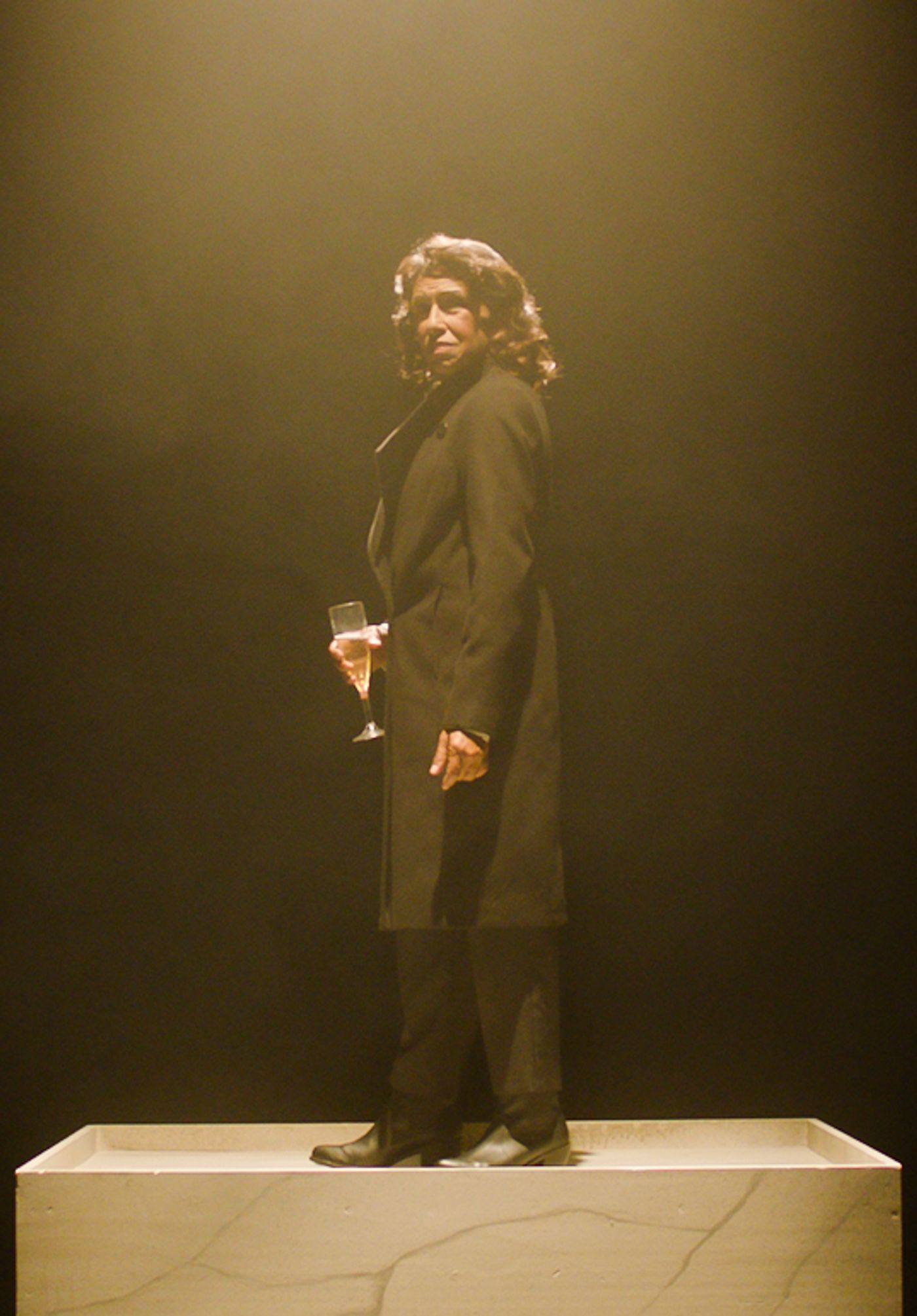 Interview: Kathryn Hunter Talks TIMON OF ATHENS  Image