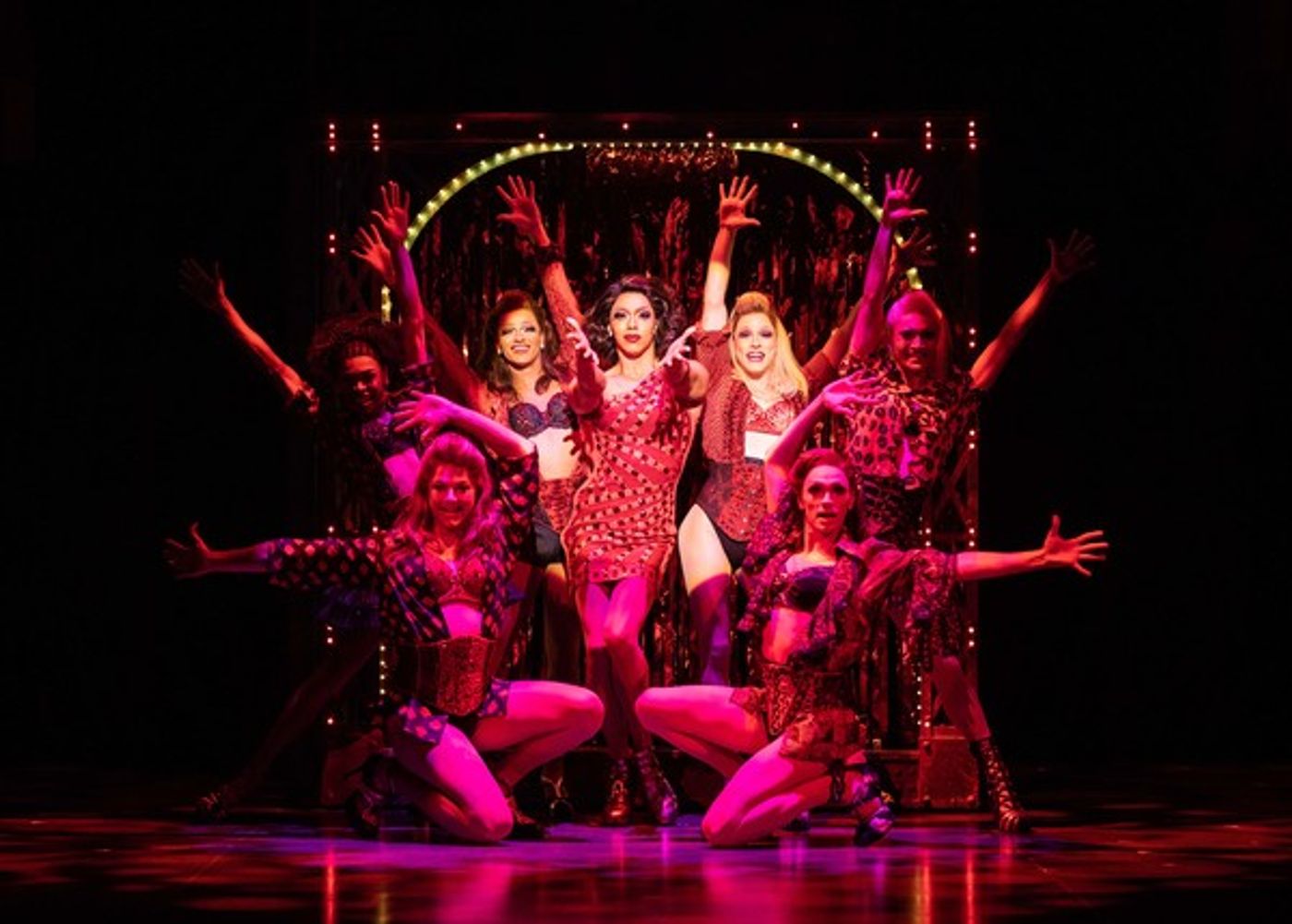 Photo Flash: Exclusive First Look At KINKY BOOTS On Tour! Photo Flash: Exclusive First Look At KINKY BOOTS On Tour! Image