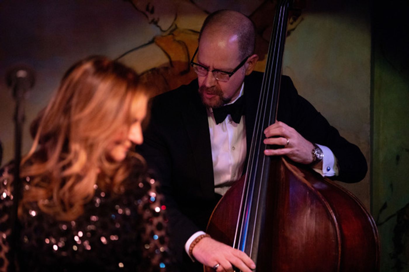 Photo Flash: John Pizzarelli & Jessica Molaskey Take the Stage at Café Carlyle Photo Flash: John Pizzarelli & Jessica Molaskey Take the Stage at Café Carlyle Image