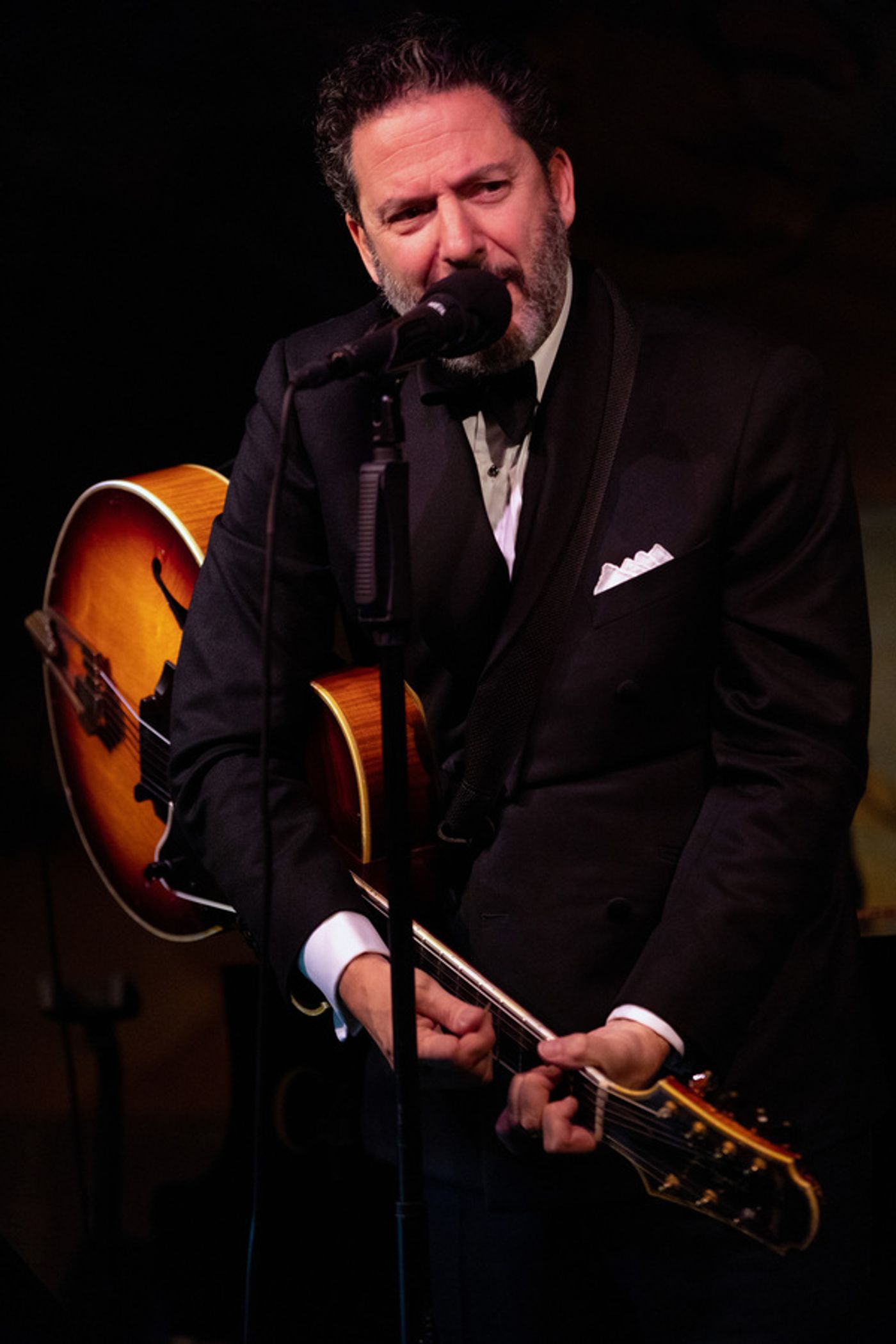 Photo Flash: John Pizzarelli & Jessica Molaskey Take the Stage at Café Carlyle Photo Flash: John Pizzarelli & Jessica Molaskey Take the Stage at Café Carlyle Image