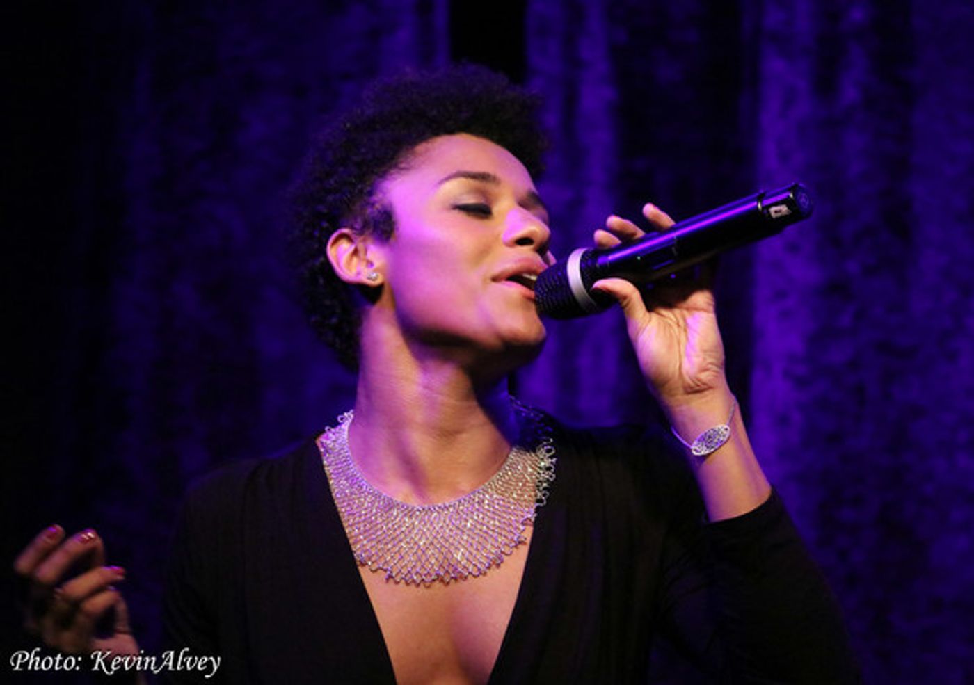 Photo Flash: Tony Nominated SUMMER Star Ariana DeBose Takes The Stage at Birdland!  Image