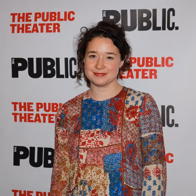 Sarah Steele Photo