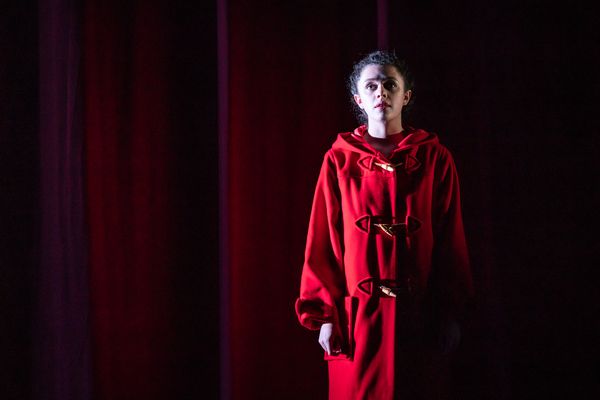 Isis Hainsworth Photo