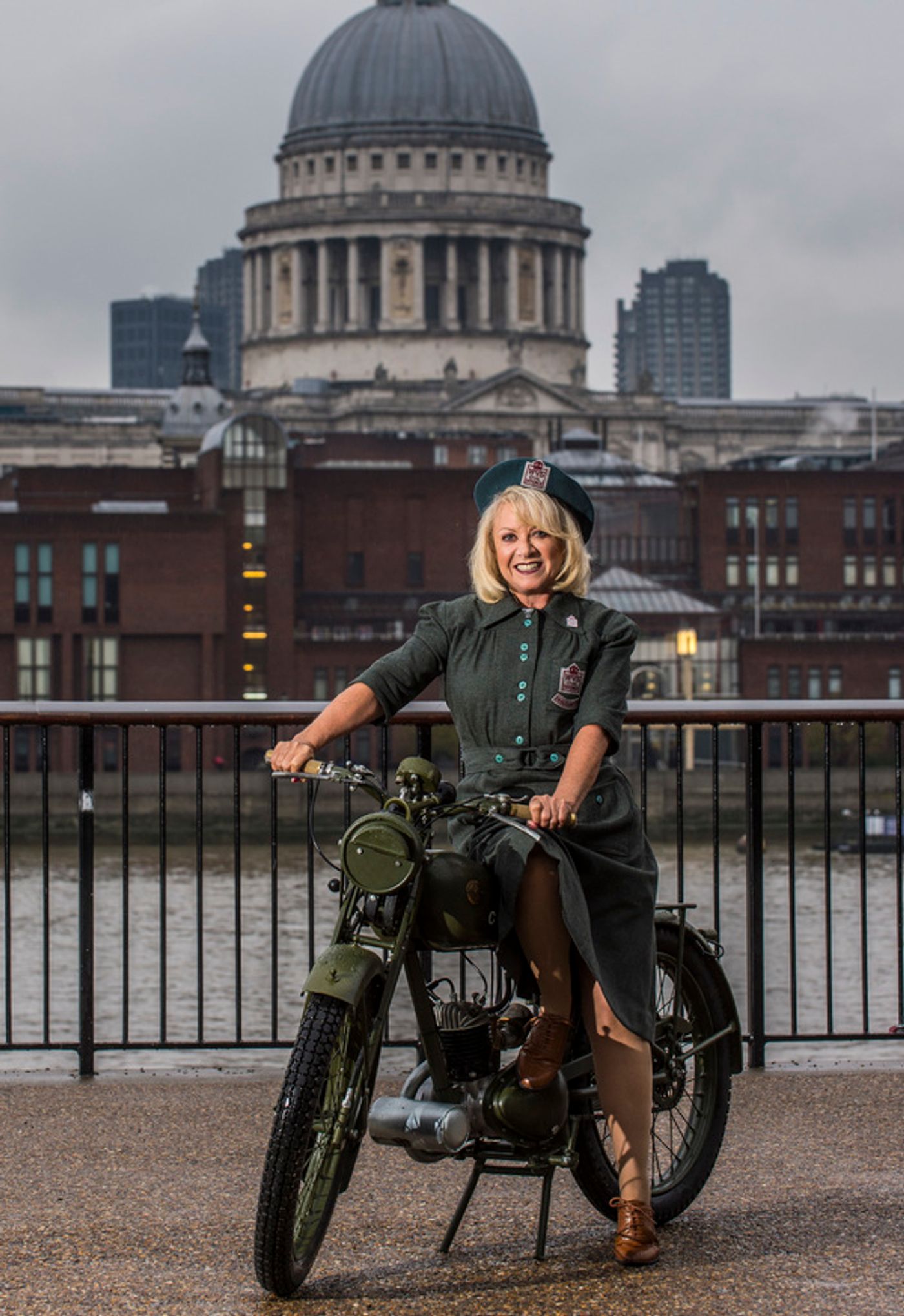 Photo Flash: Elaine Paige & Wayne Sleep Mark Royal Voluntary Service 80th Anniversary At London Event  Image
