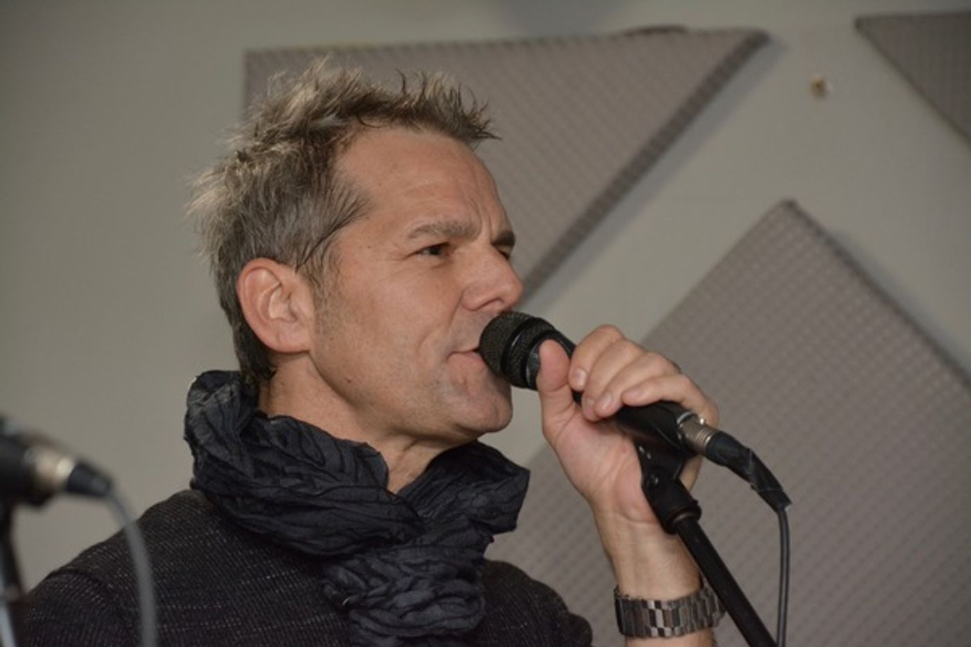 Photo Coverage: Inside Day One of Rehearsals For ROCKERS ON BROADWAY  Image