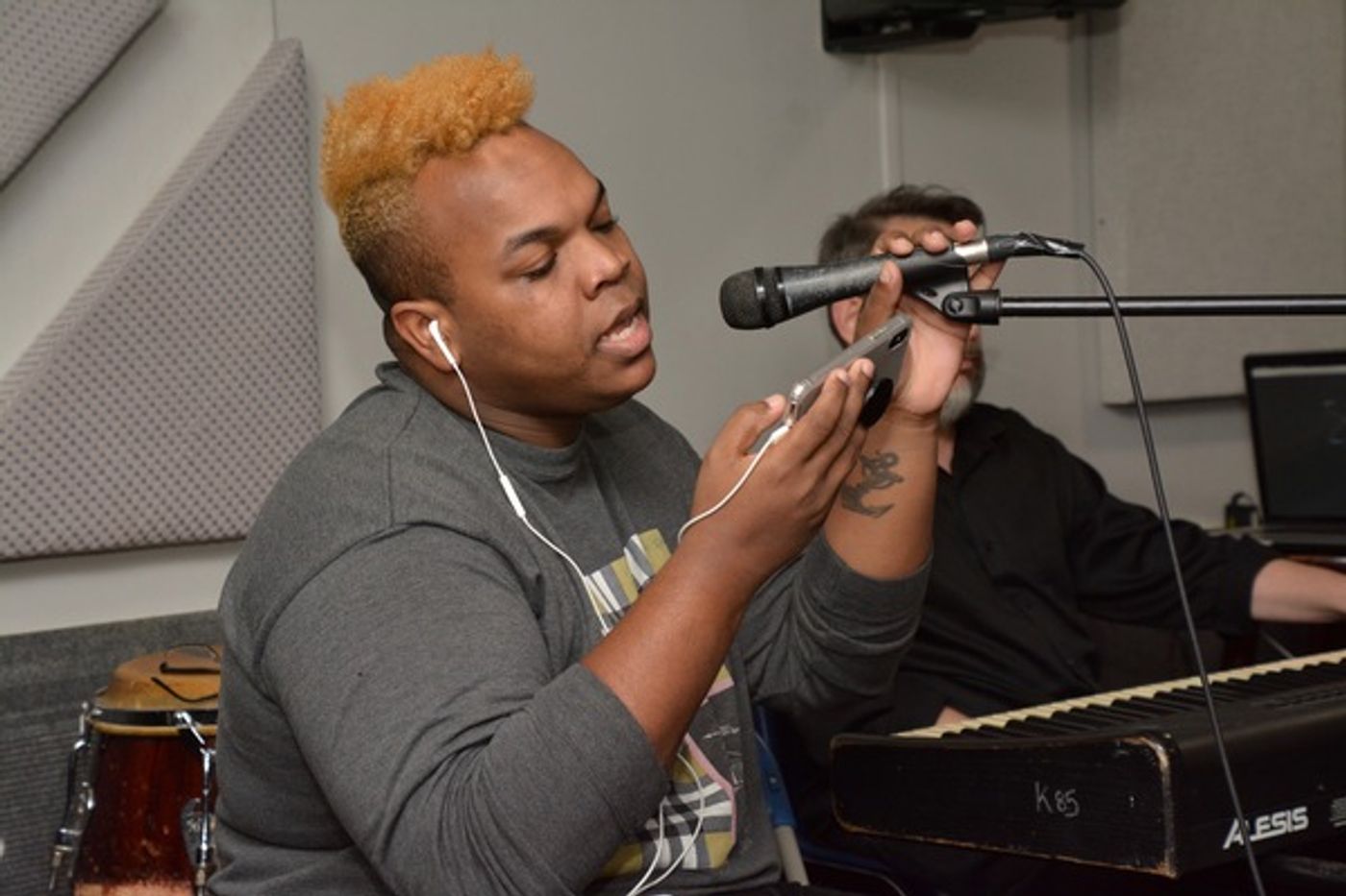 Photo Coverage: Inside Day One of Rehearsals For ROCKERS ON BROADWAY  Image