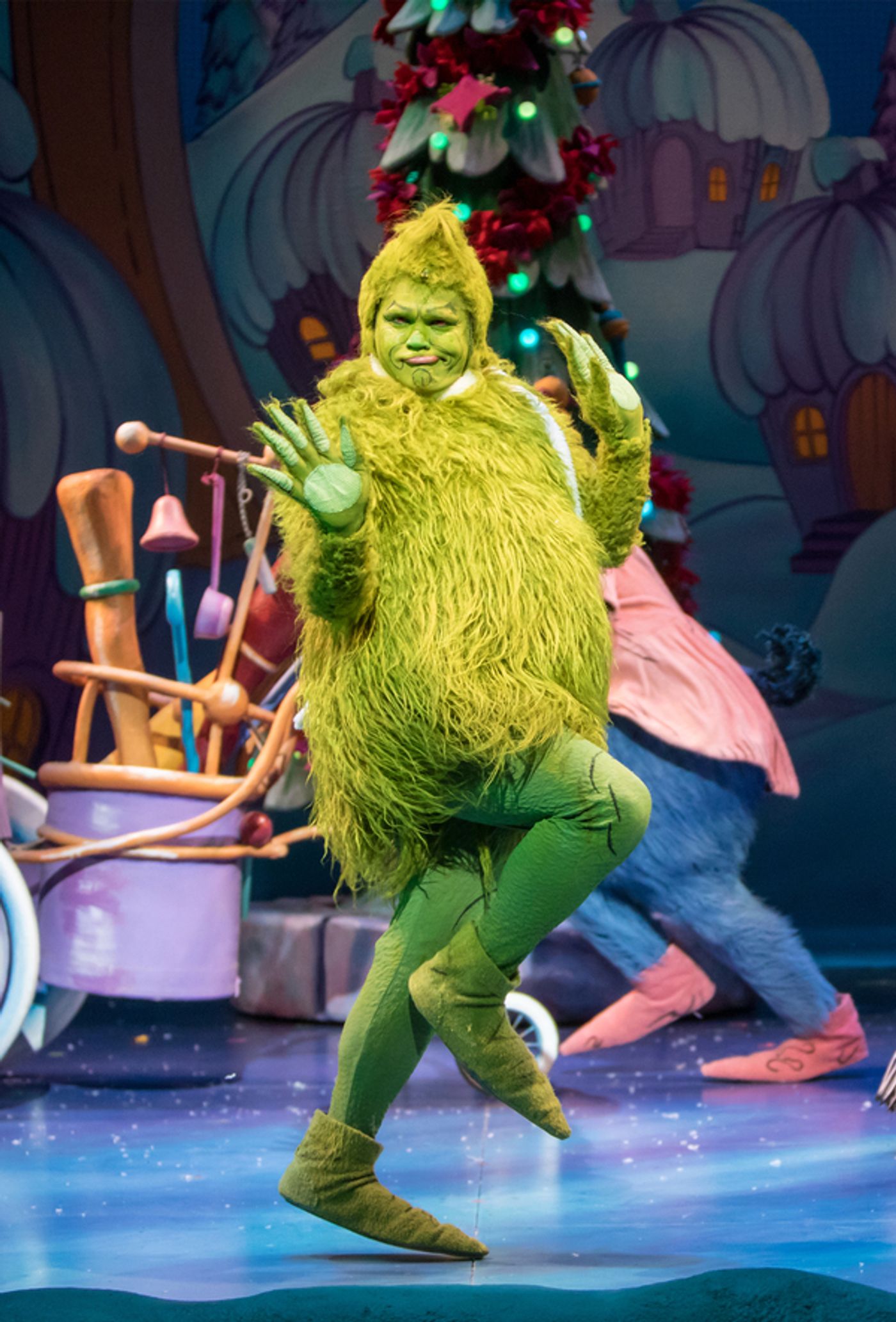 Photo Flash: First Look at Children's Theatre Company's HOW THE GRINCH STOLE CHRISTMAS  Image