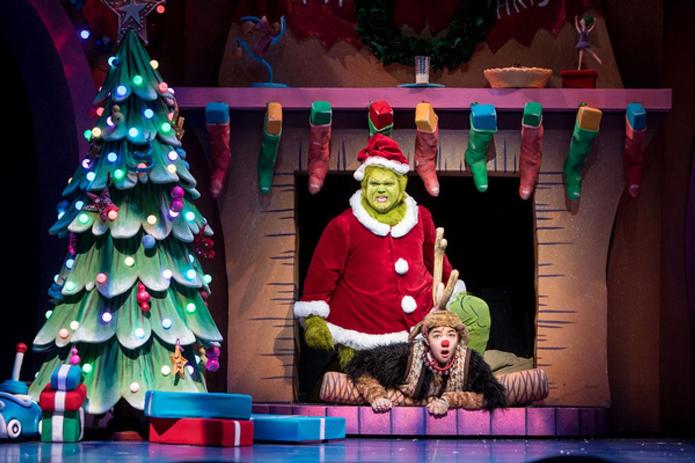 Photo Flash: First Look at Children's Theatre Company's HOW THE GRINCH STOLE CHRISTMAS  Image