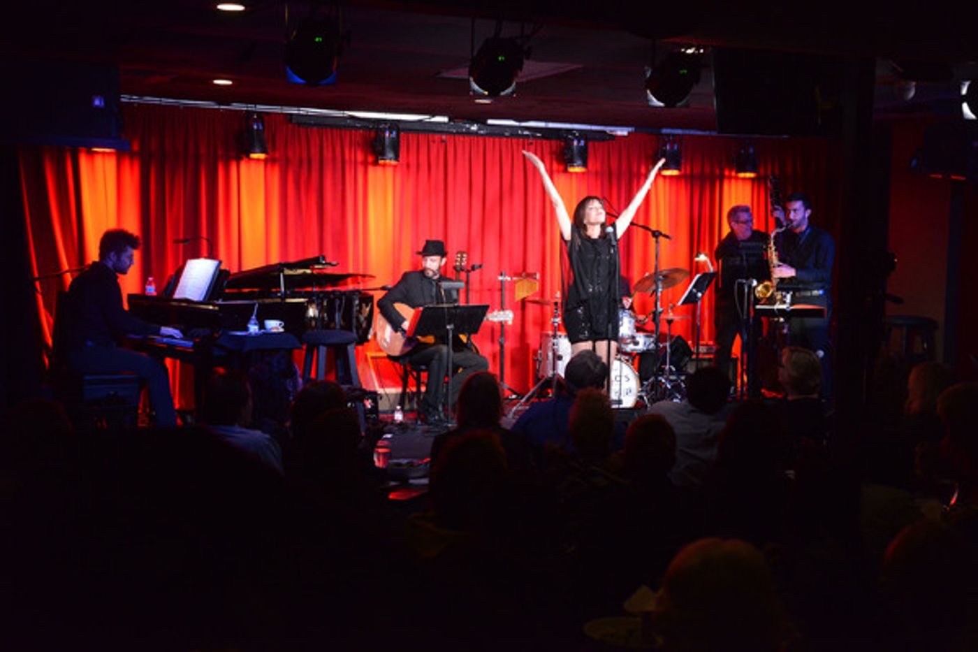 Photo Flash: An Evening with Joan Ryan at Upstairs at Vitello's  Image