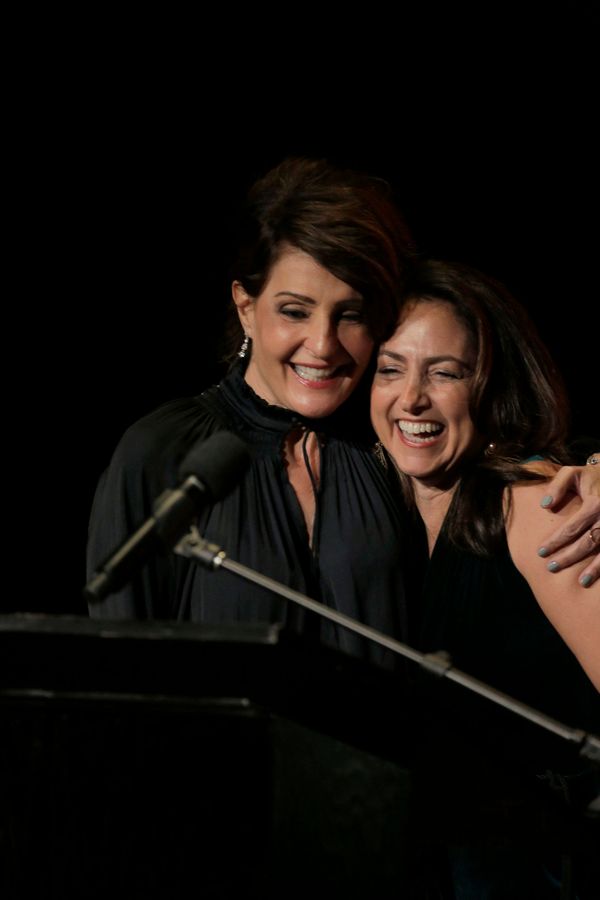 Nia Vardalos, Julie Cohen Theobald Photo
