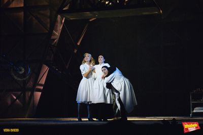 Cristina Llorente, Teresa Vallicrosa y Jordi Vidal Photo