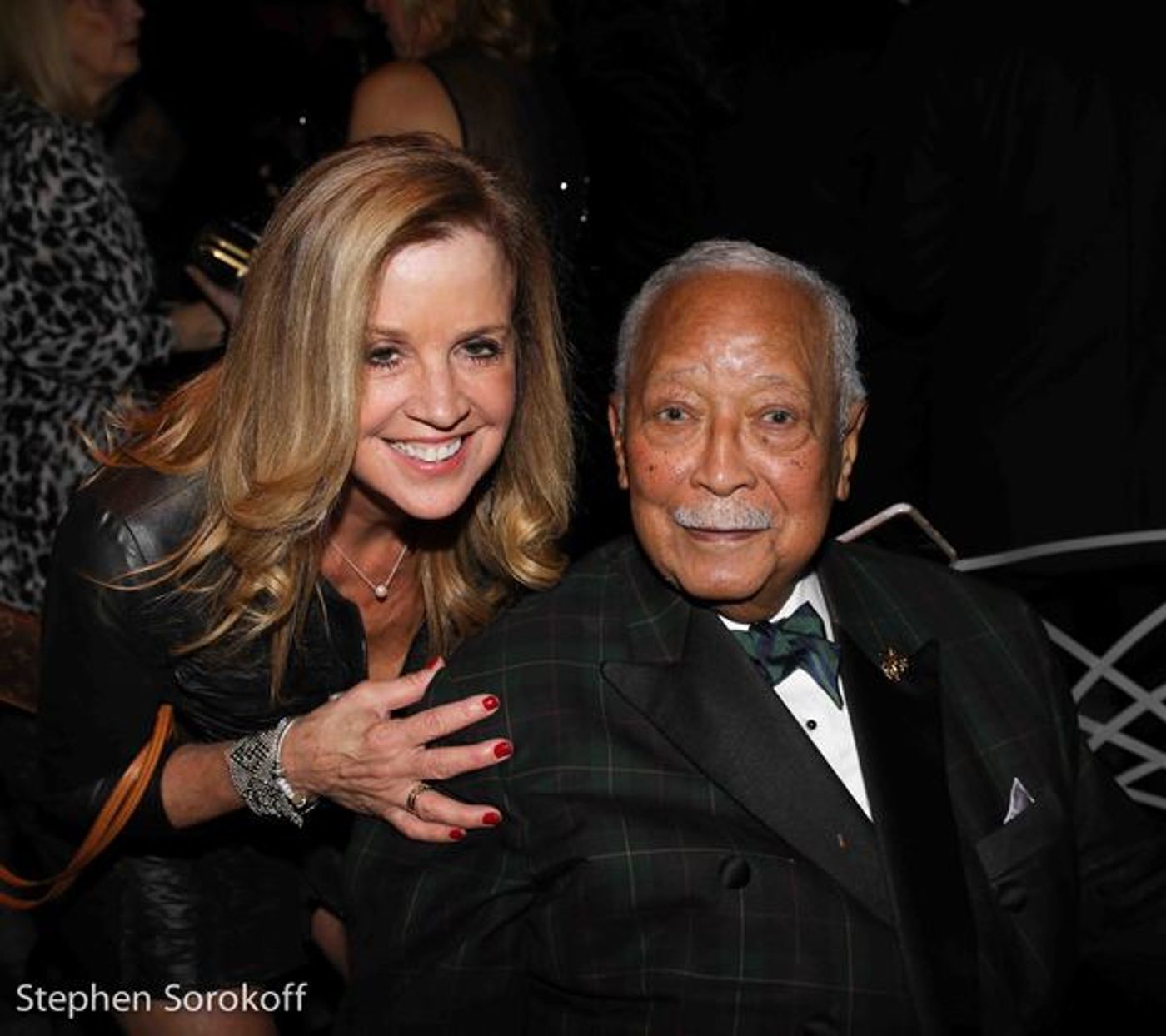 Photo Coverage: Billy Crystal Presented Friars Icon Award by Robert De Niro  Image