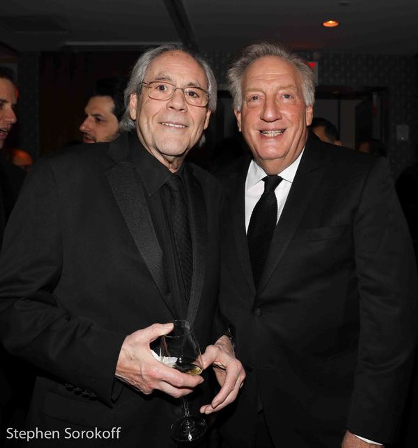 Photo Coverage: Billy Crystal Presented Friars Icon Award by Robert De Niro  Image
