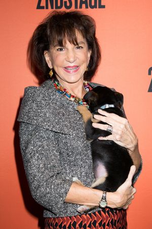Mercedes Ruehl Photo