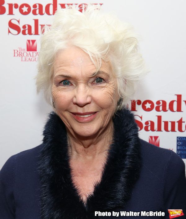 Fionnula Flanagan Photo