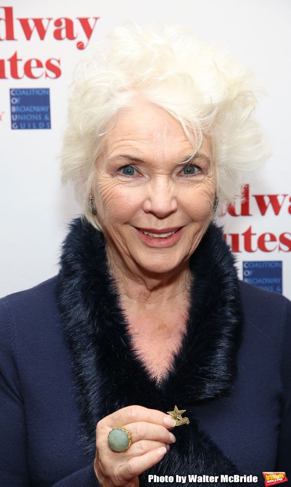 Fionnula Flanagan Photo