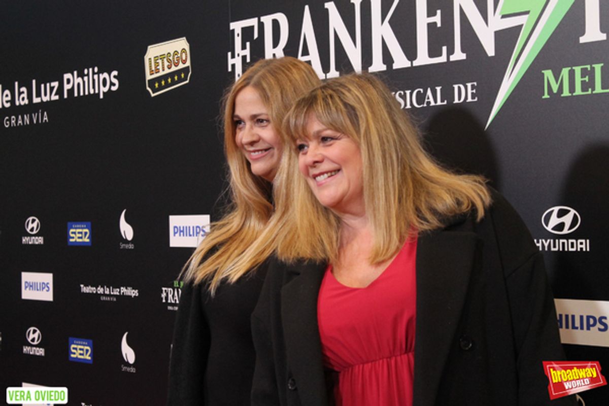 Loreto Valverde y Marta Valverde at 