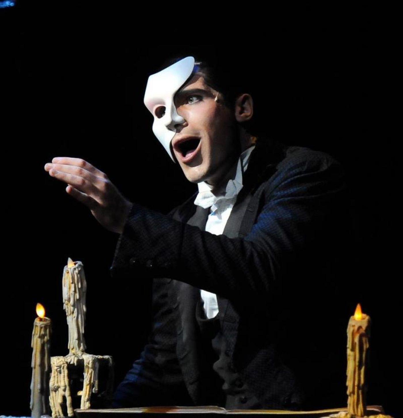 New PHANTOM OF THE OPERA Asian Tour Announces Principal Cast  Image