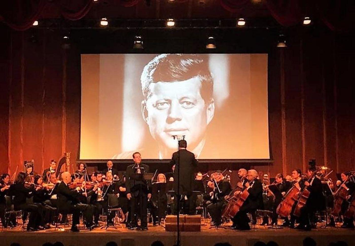 Review:  THE PARK AVENUE CHAMBER SYMPHONY PERFORMS ROSENHAUS, WEBER AND DVORAK  Image