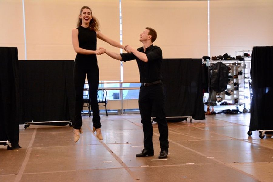 Photo Coverage: The Cast of HOLIDAY INN at Paper Mill Playhouse Meets the Press Image