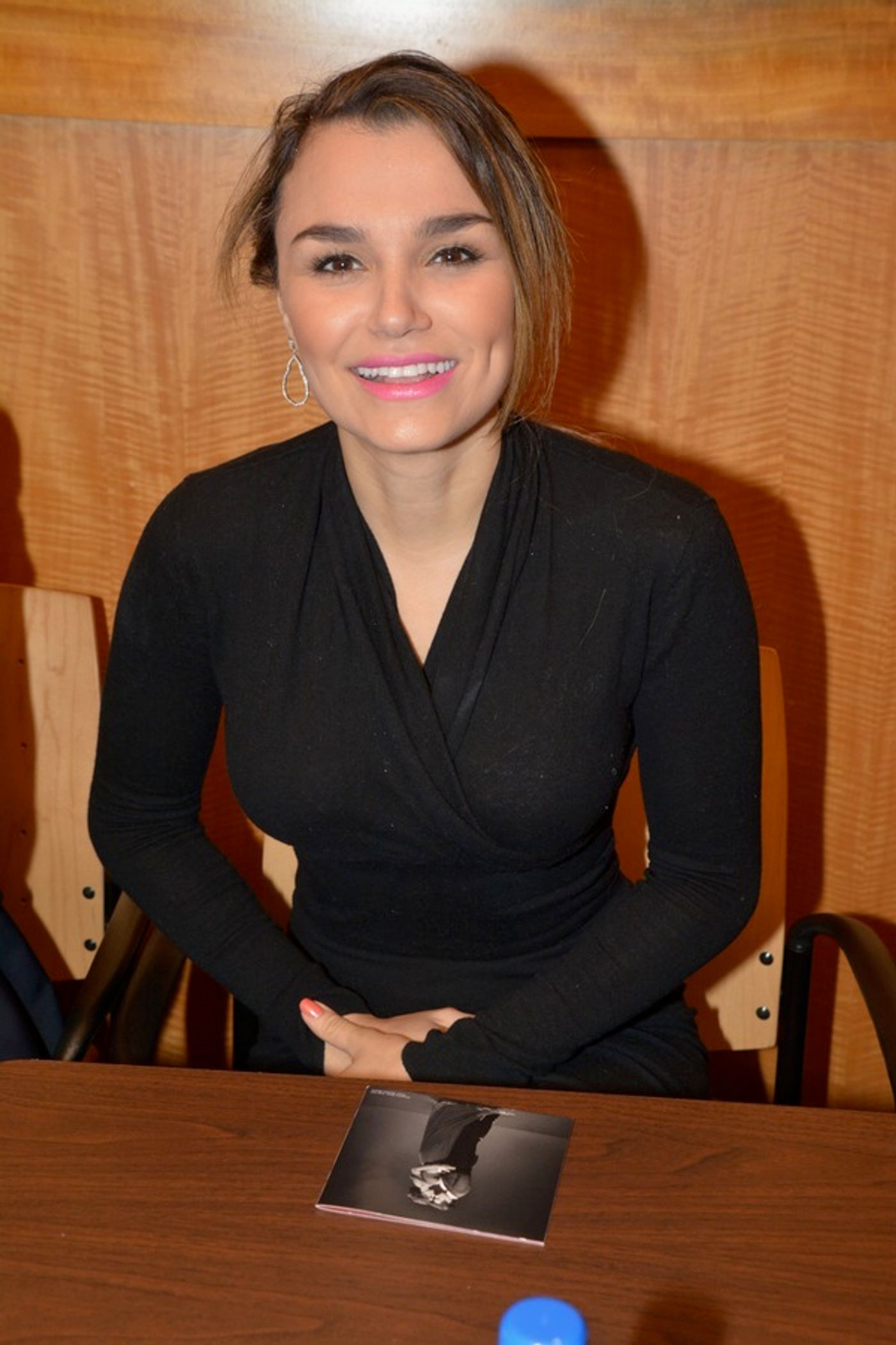 Photo Coverage: PRETTY WOMAN Cast Celebrates Album Release at Barnes and Noble  Image