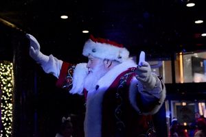Santa Claus at Macy's Herald Square 2018 Windows Unveiling @ BroadwayWorld Santa Claus at Macy's Herald Square 2018 Windows Unveiling Photo