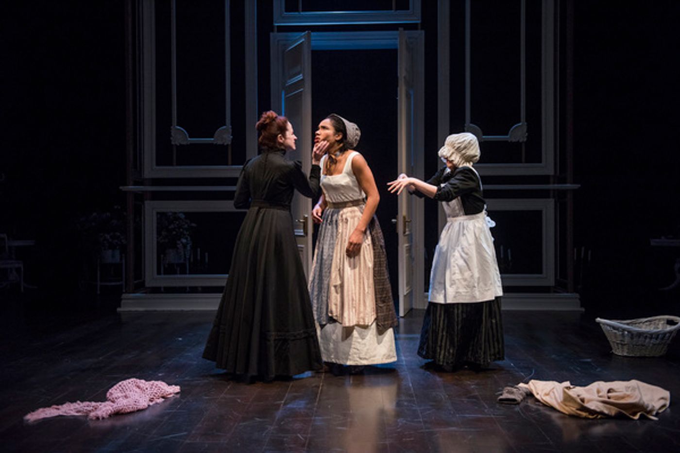Photo Flash: First Look at MANSFIELD PARK at Northlight Theatre  Image