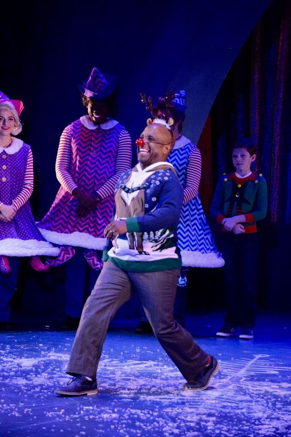 Photos: The Cast of ELF THE MUSICAL Takes Opening Night Bows — photo 13 of 28