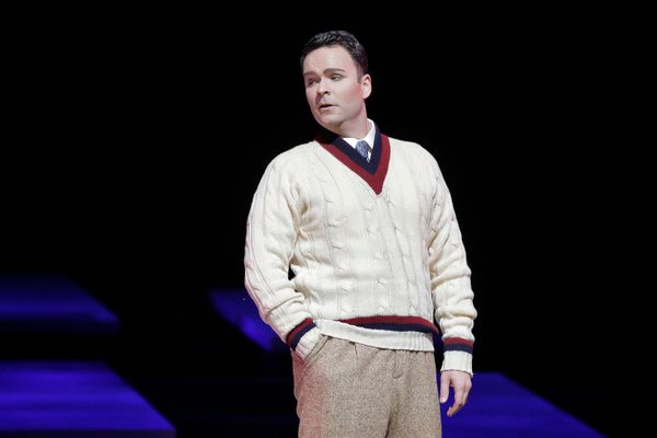 Joshua Hopkins as Harry Bailey Photo