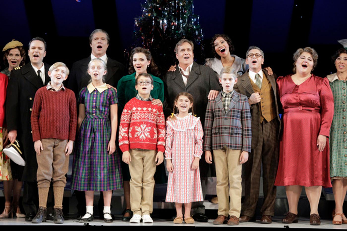 Photo Flash: First Look at San Francisco Opera's IT'S A WONDERFUL LIFE Photo Flash: First Look at San Francisco Opera's IT'S A WONDERFUL LIFE Image