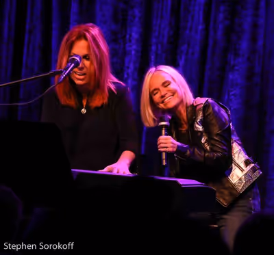 Victoria Shaw & Kristen Chenowith Photo