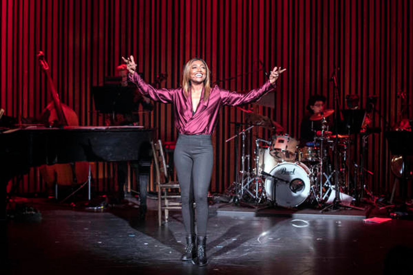 Photo Flash: First Look at Kathryn Gallagher, Terrence Mann, and More in A.R.T.'s EXTRAORDINARY  Image