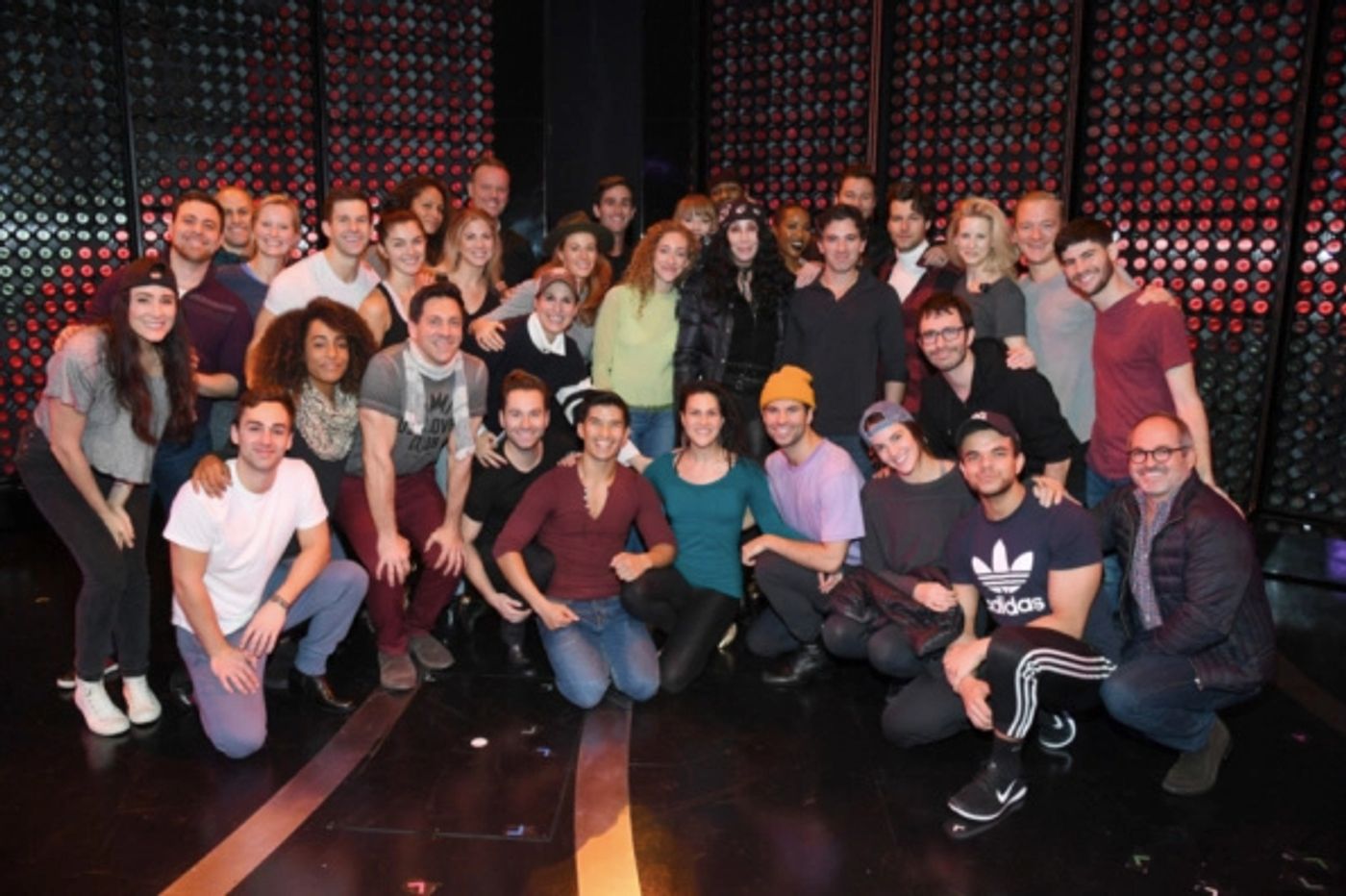 Wake Up With BWW 11/20: MOULIN ROUGE Broadway Details, and More!  Image