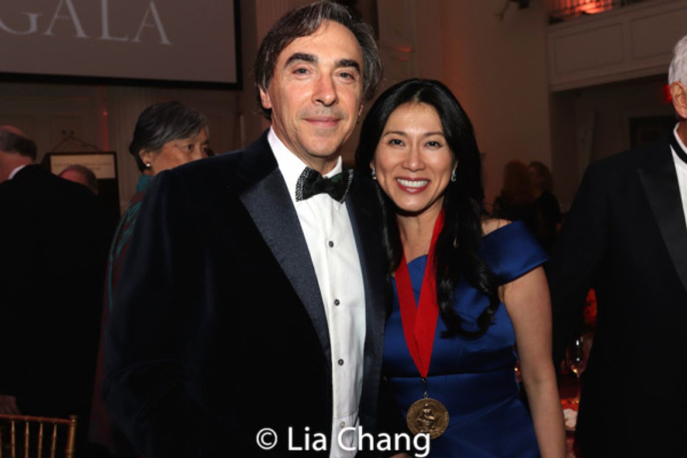 Photo Flash: Dr. H.M. Agnes Hsu-Tang, Jim Dale And Arthur A. Levine Honored At The New-York Historical Society's 2018 History Makers Gala  Image