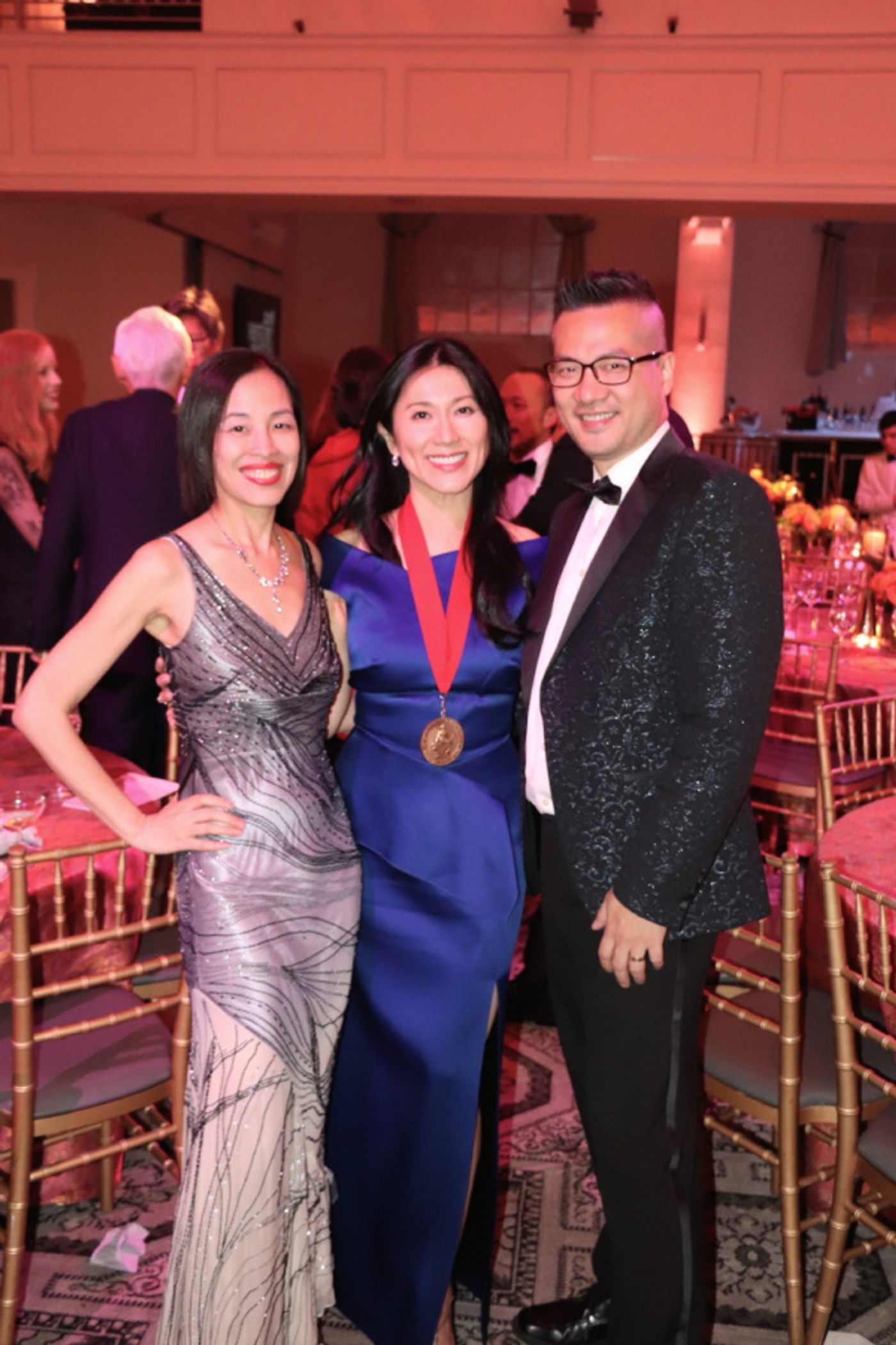 Photo Flash: Dr. H.M. Agnes Hsu-Tang, Jim Dale And Arthur A. Levine Honored At The New-York Historical Society's 2018 History Makers Gala  Image
