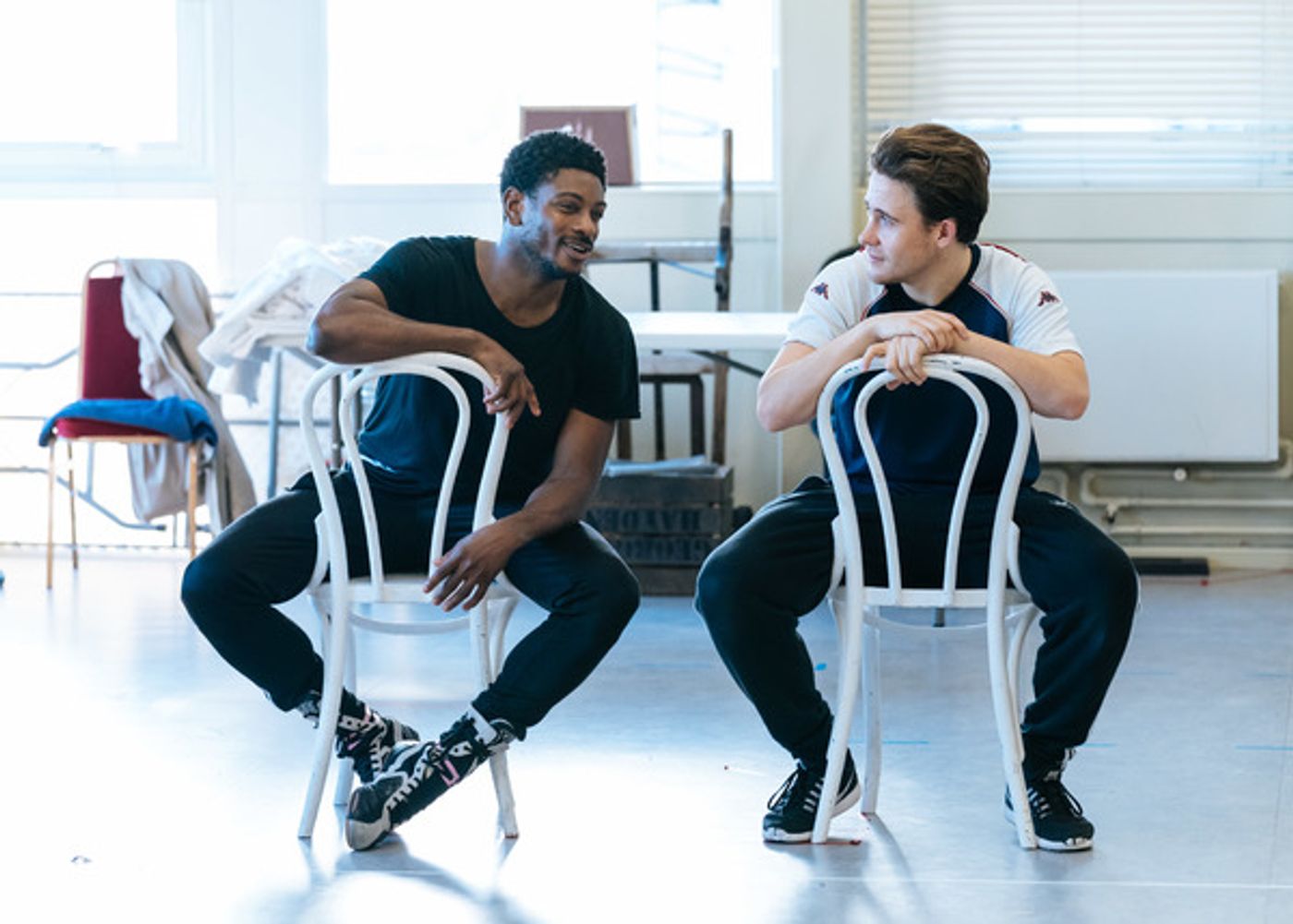 Photo Flash: Inside Rehearsal For Sheffield Theatres' KISS ME, KATE  Image