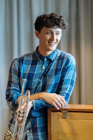 Simon Oskarsson @ BroadwayWorld Simon Oskarsson Photo