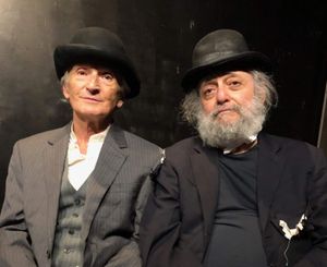 Rafael Goldwaser as Vladimir and David Mandelbaum as Estragon Photo