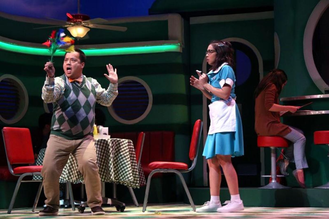 Review: WAITRESS Is One Fresh, Delightful Pie Fest  Image