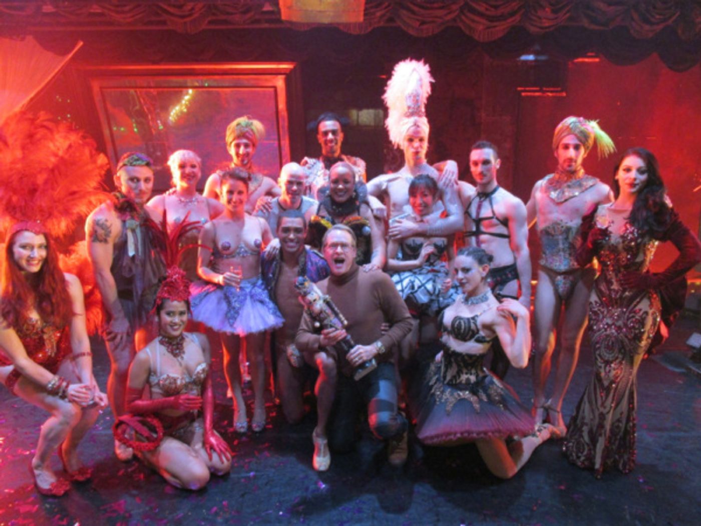 Photo Flash: Carson Kressley Visits Company XIV's NUTCRACKER ROUGE Photo Flash: Carson Kressley Visits Company XIV's NUTCRACKER ROUGE Image