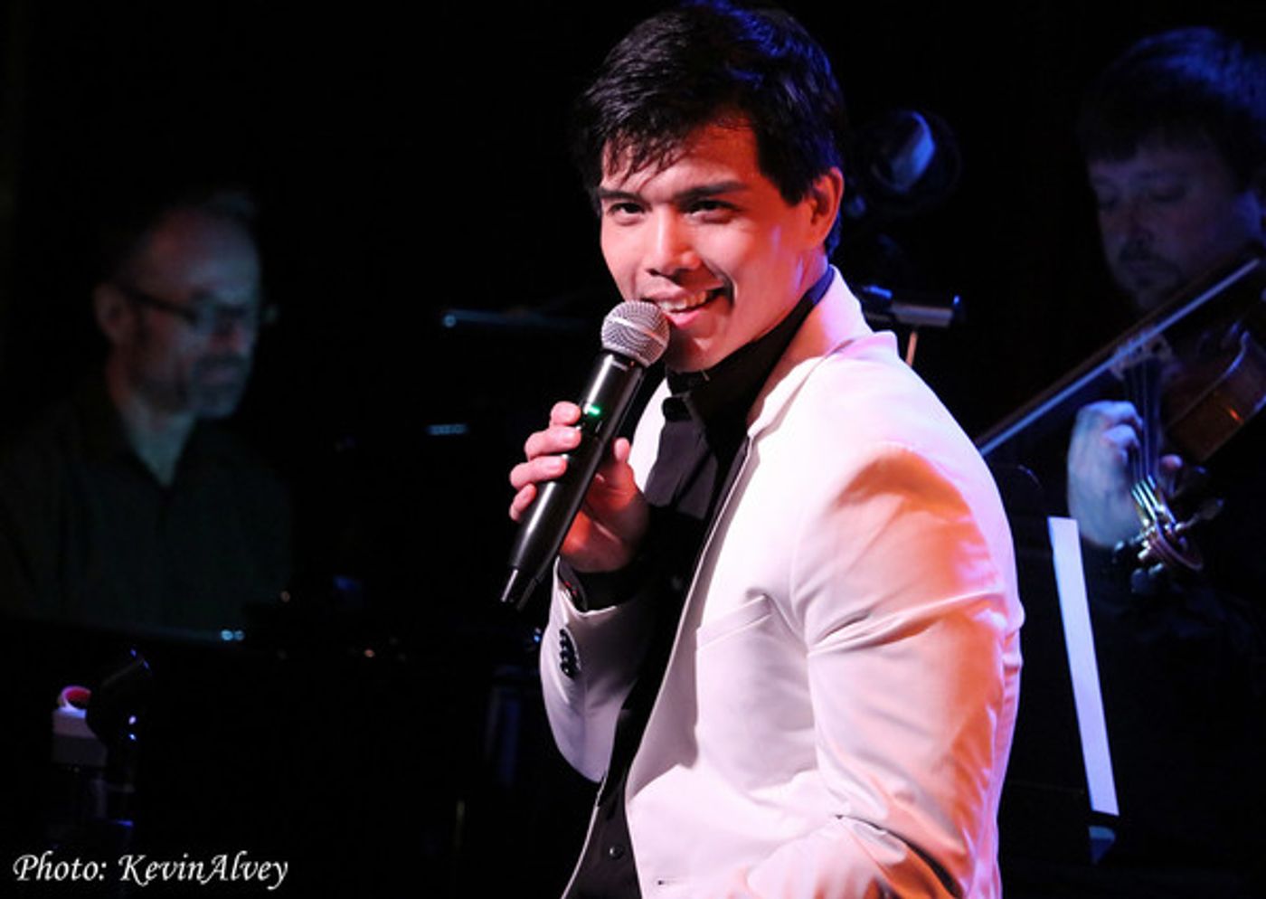 Photo Flash: Broadway at Birdland Concert Series Hosts Telly Leung  Image