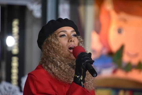 Photo Coverage: The Rockettes, Martina McBride, and More Rehearse for the Macy's Thanksgiving Day Parade! — photo 30 of 50