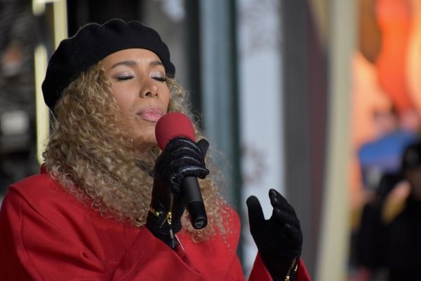 Photo Coverage: The Rockettes, Martina McBride, and More Rehearse for the Macy's Thanksgiving Day Parade! — photo 31 of 50