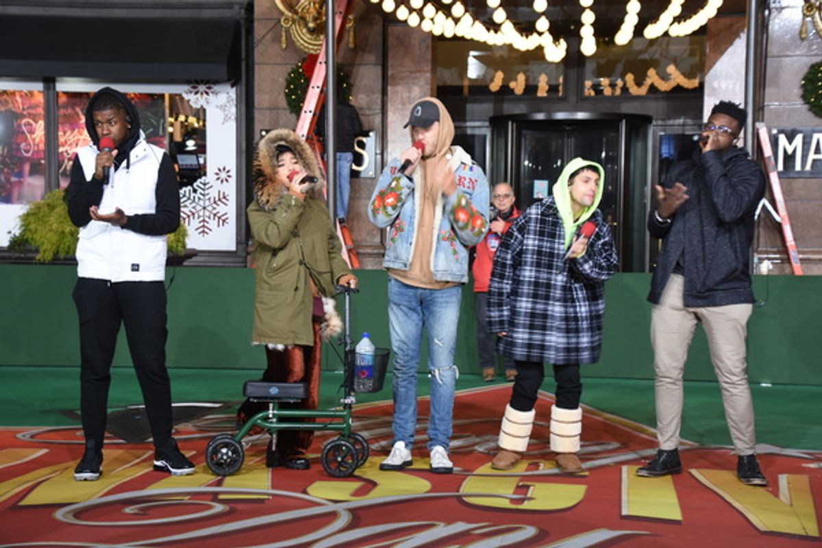 Pentatonix-Matt Sallee, Kristin Maldonado, Scott Hoying, Mitch Grassi and Kevin Olusola at 